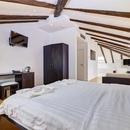 Hotel Dolphin Veli Losinj