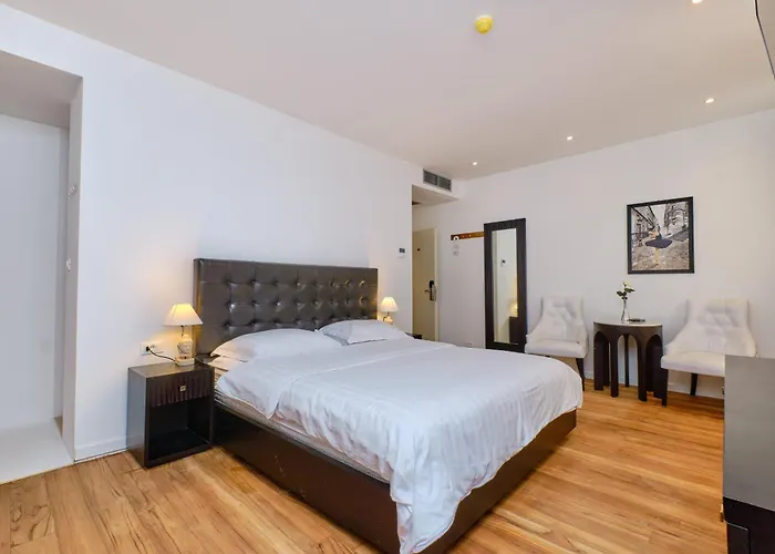 Dolphin 4* Veli Lošinj